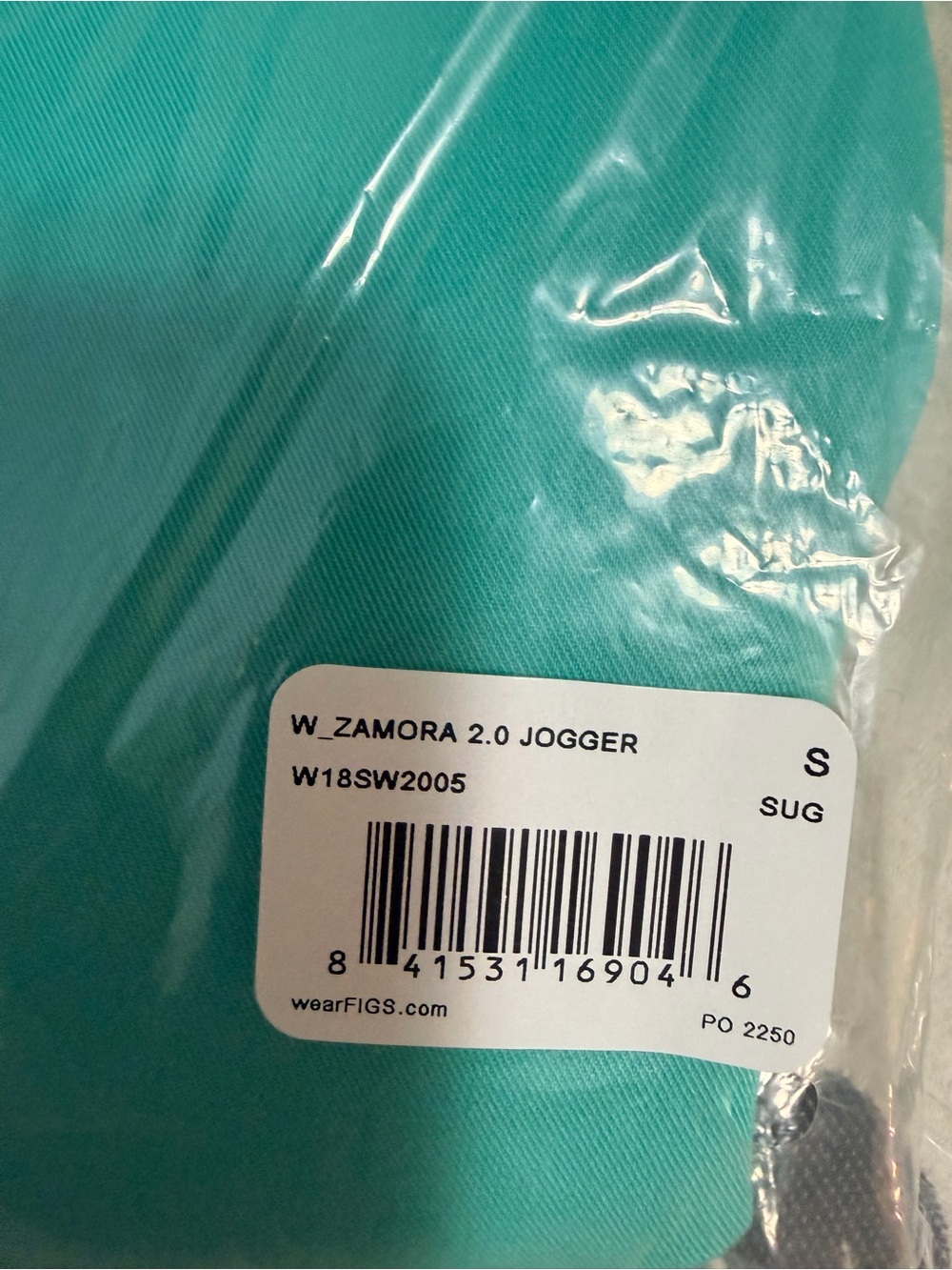 BNWT Figs Surgical Green Catarina Top and Zamora
Joggers Women's Scrubs Set S - Picture 3 of 6